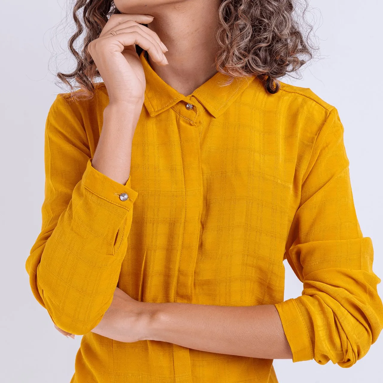 Confira o tamanho das peças antes de comprar roupas para presente