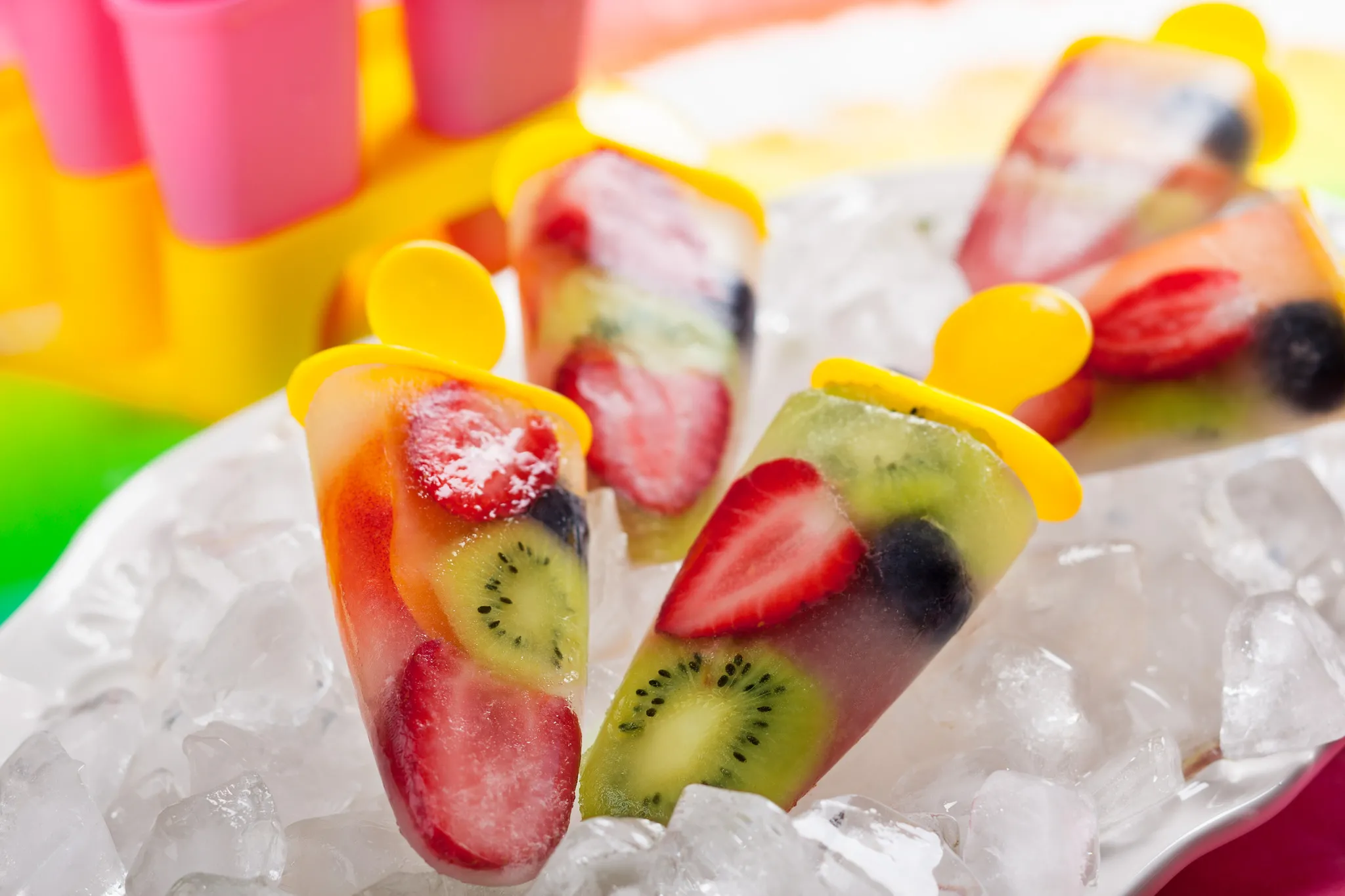 Picolé de frutas e água de coco