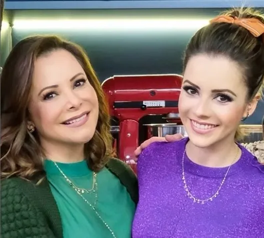 Sandy Leah e a mãe, Zilu