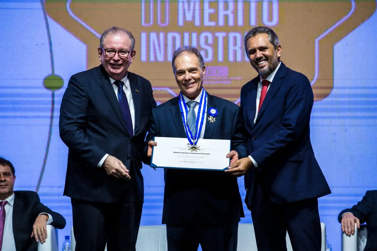 José Carlos Pontes foi um dos contemplados com a honraria