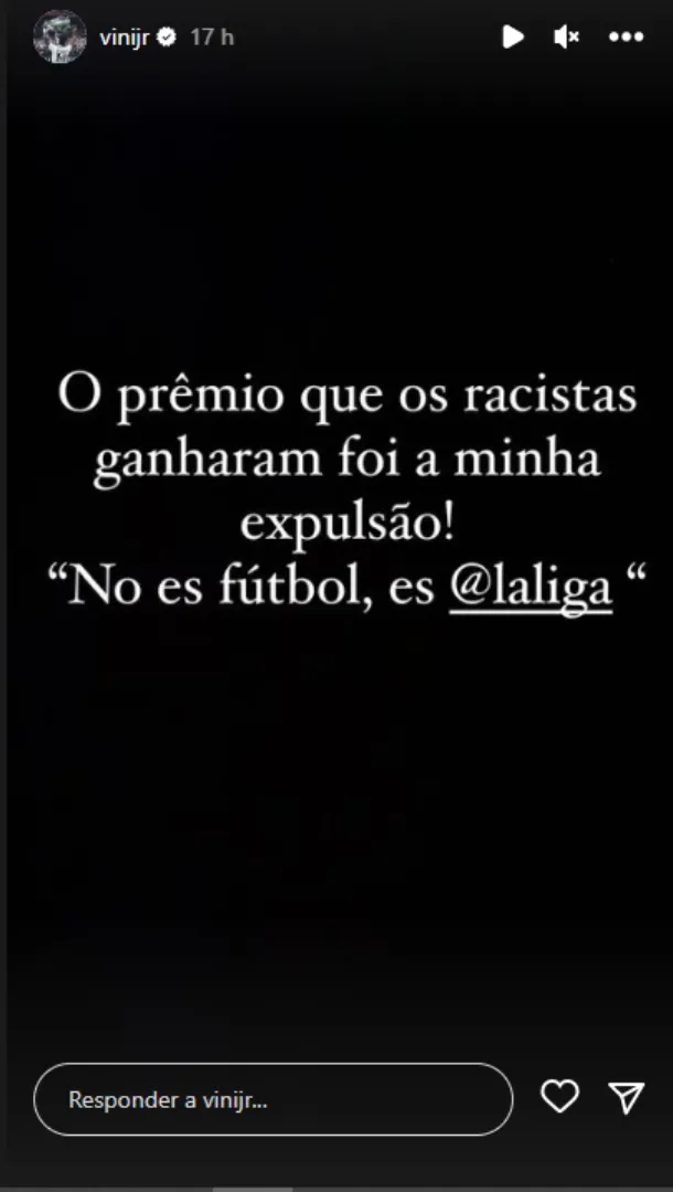Vini Jr. se pronuncia em suas redes sociais