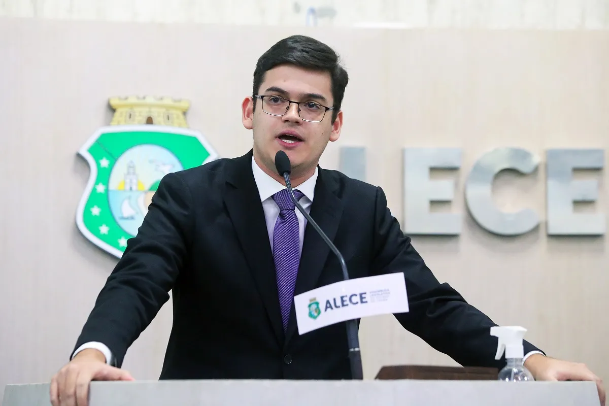 Carmelo Neto foi o candidato a deputado estadual mais votado em 2022 no Ceará