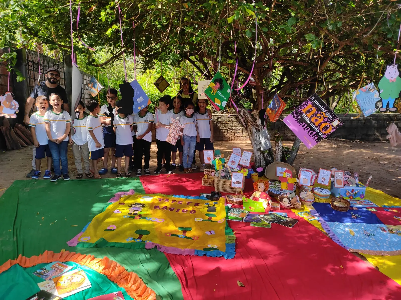 Alunos do 2o ano da escola padre linhares, de distrito de massapê, em projeto de leitura