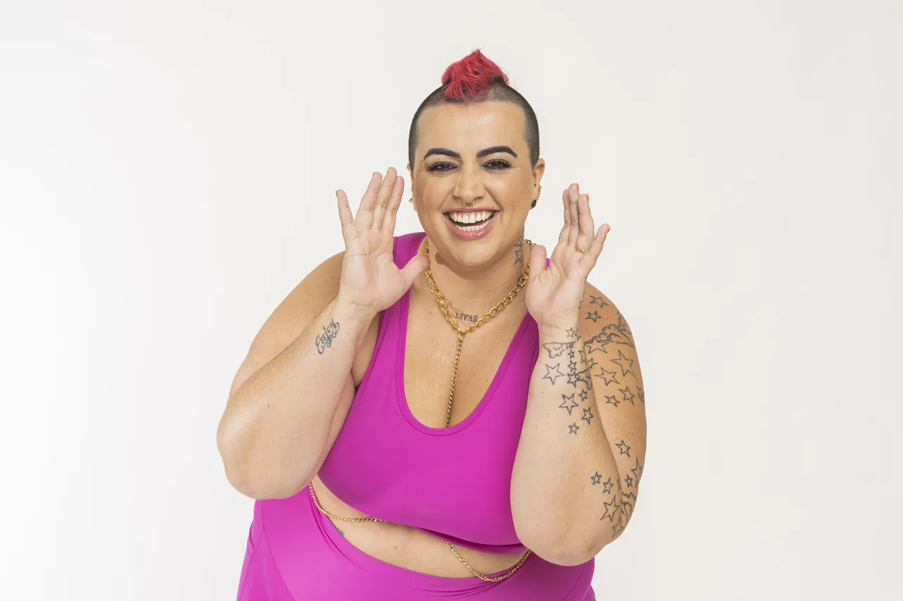 A empresária e palestrante Amanda está confirmada em 'No Limite'