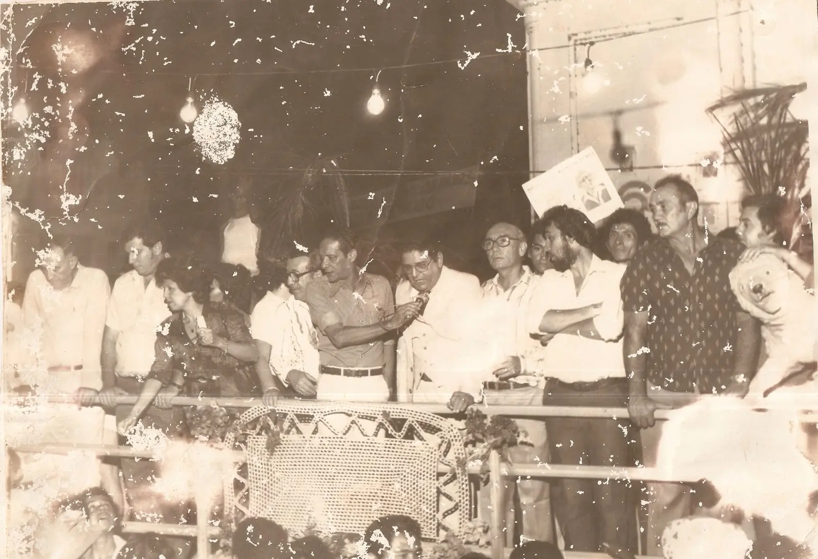 Da esquerda para a direita: José Euclides Ferreira Gomes, César Cals Neto, Socorro Ponte, Dedez Frota Carneiro, Alcides Santos, Luís Frota Carneiro, Aurélio Ponte, Zé Maria Félix, Zé Lavandeira, João Passos Dias e Aníbal Ponte