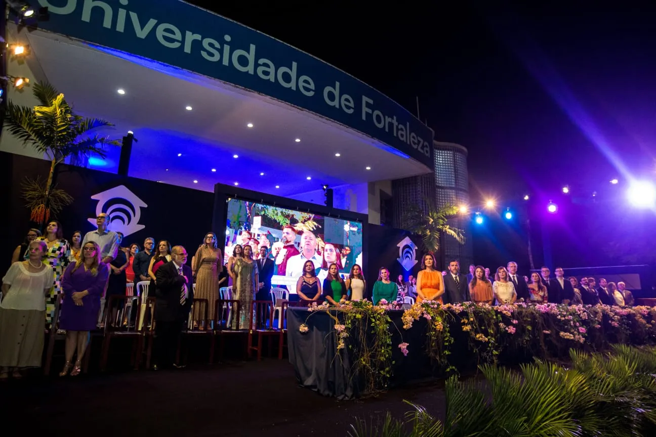 Unifor realiza Colação de Grau de mais de 1.200 concludentes