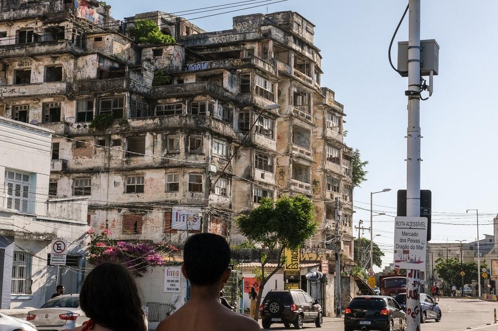 edifício são pedro na praia de iracema