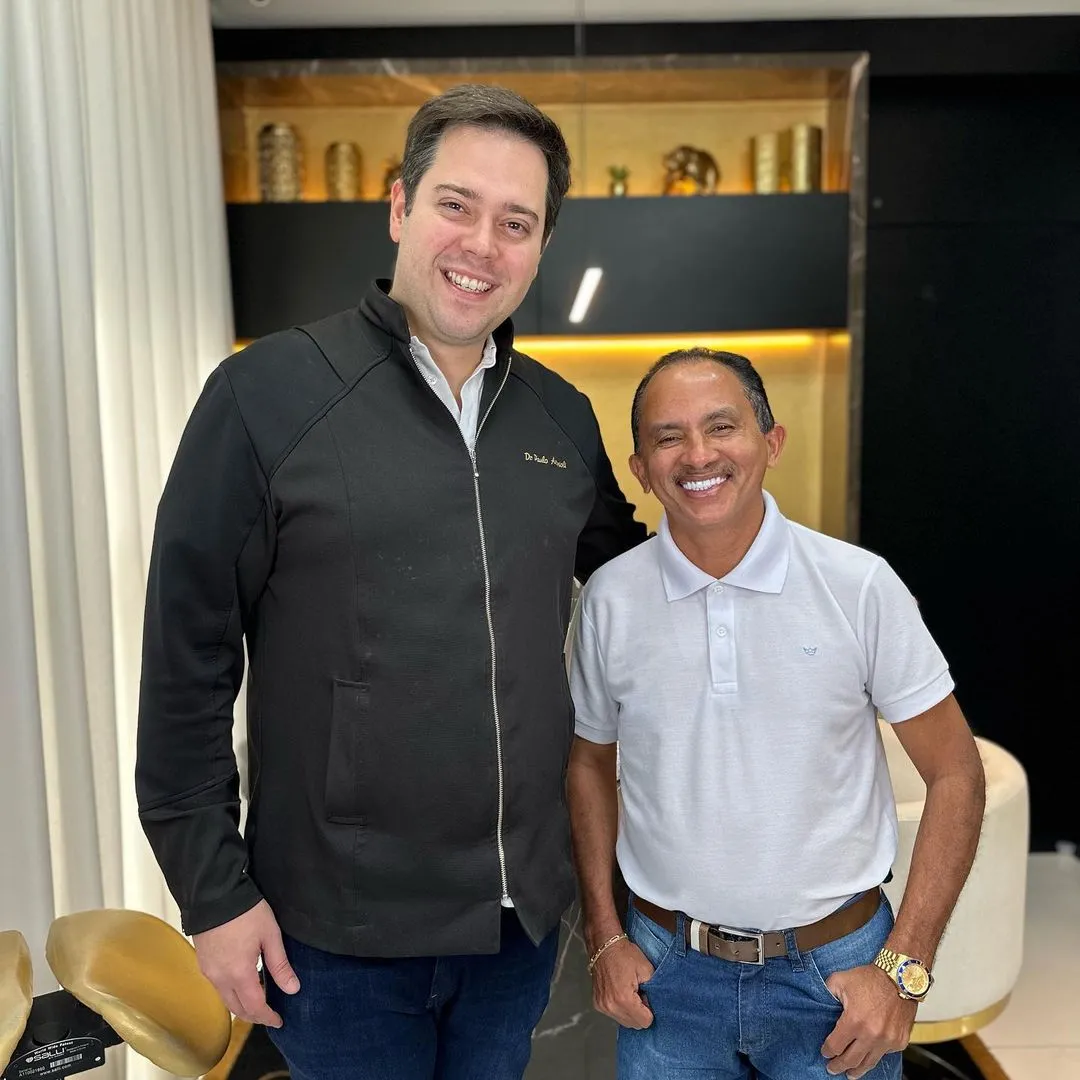 Manoel Gomes fez diversos procedimentos estéticos