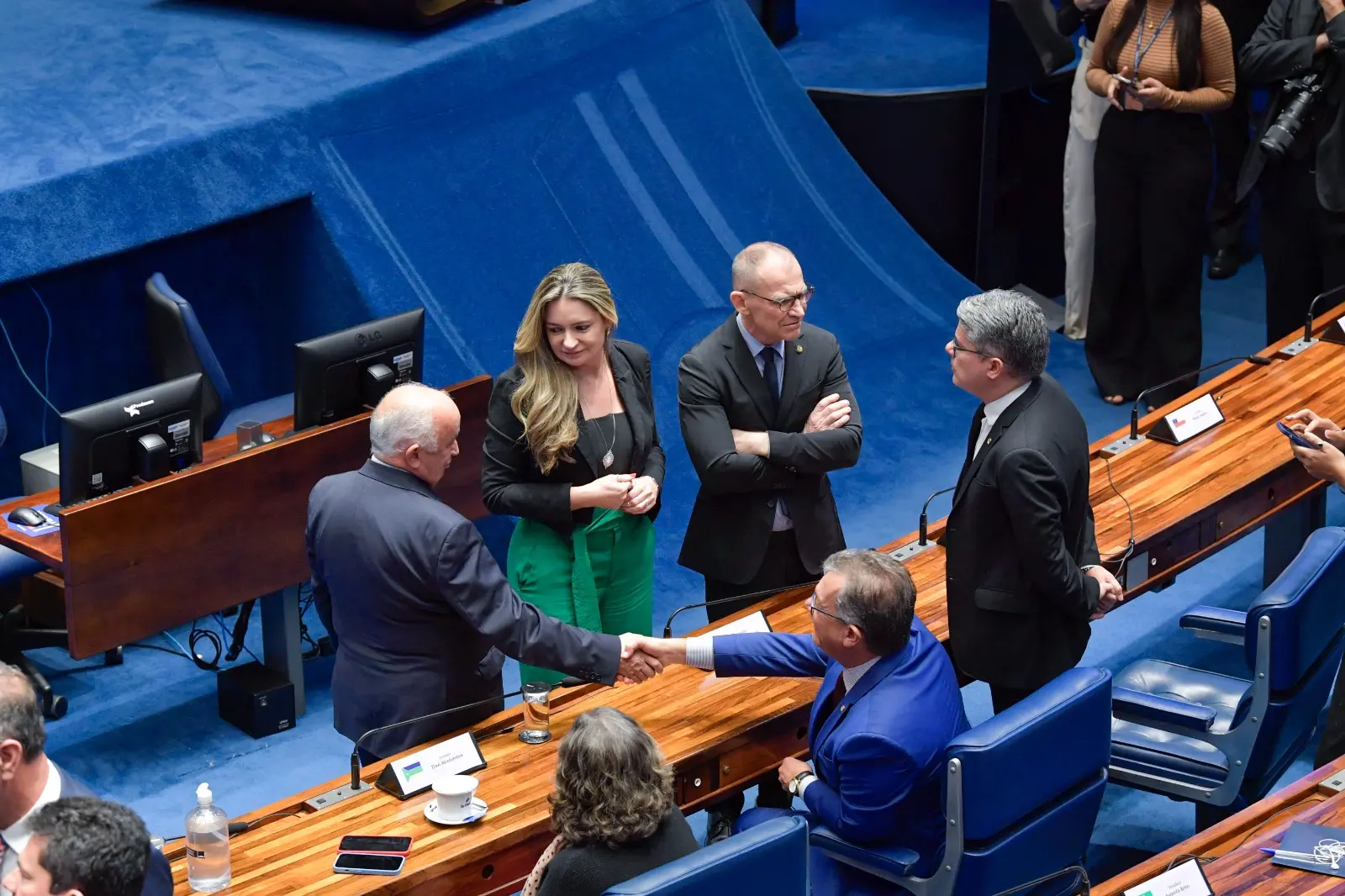 Augusta Brito e Fabiano Contarato