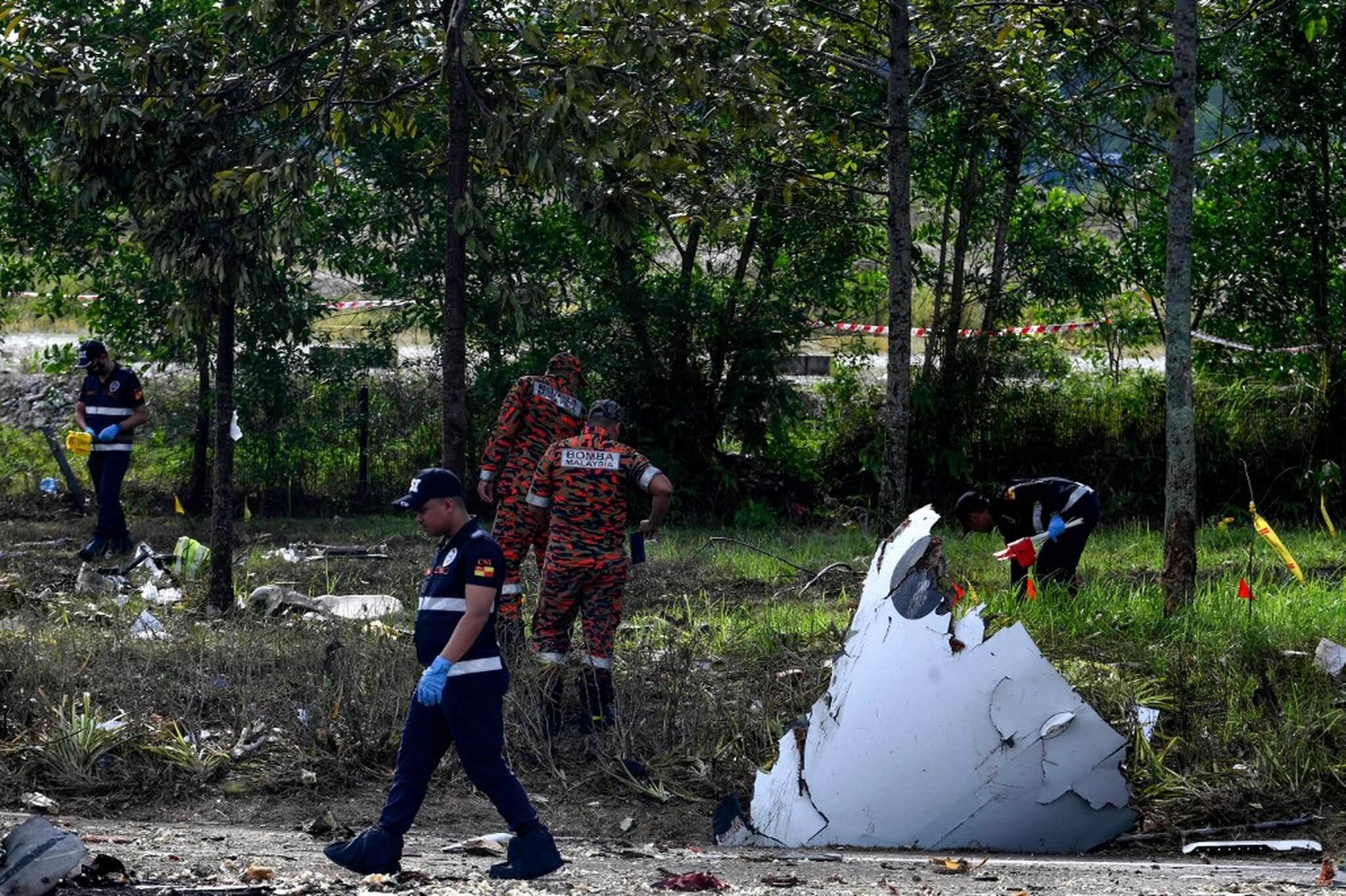 destroços do avião, malásia
