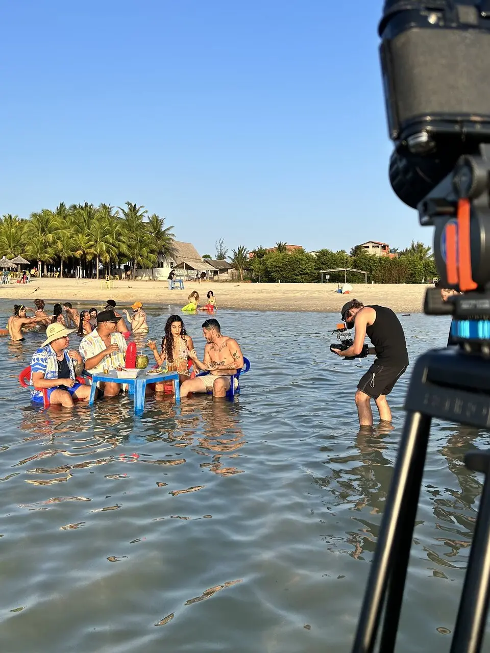 Clipe do remix de 'Ombrim'