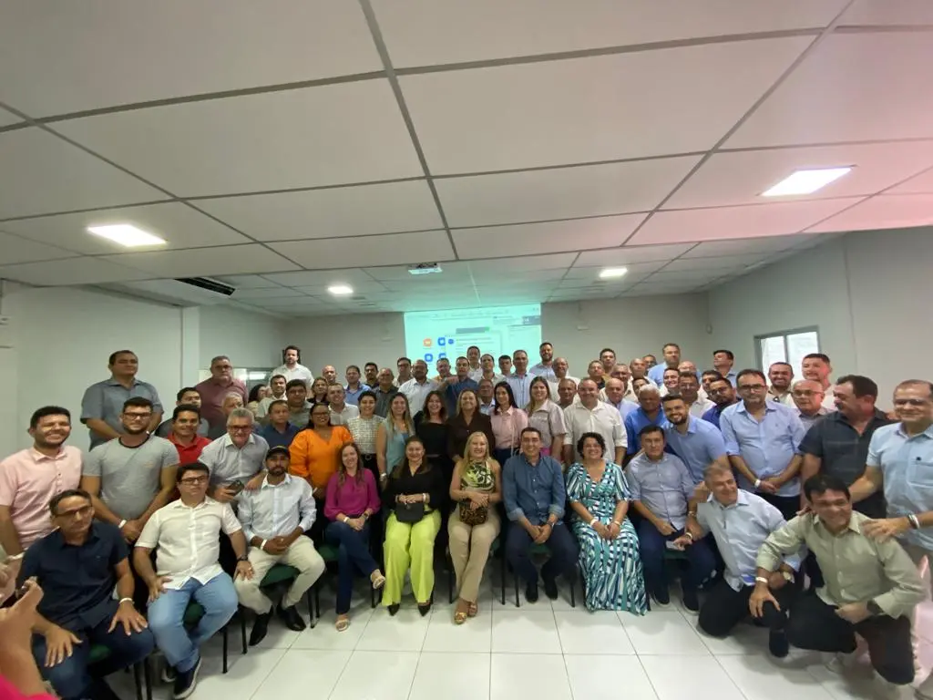 Prefeitos cearenses na Aprece