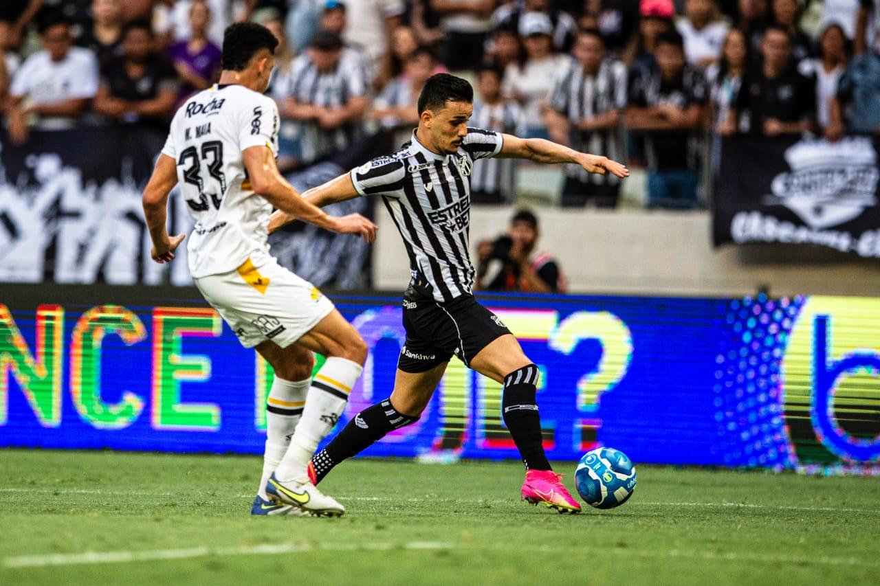 Guilherme Castilho em ação pelo Ceará