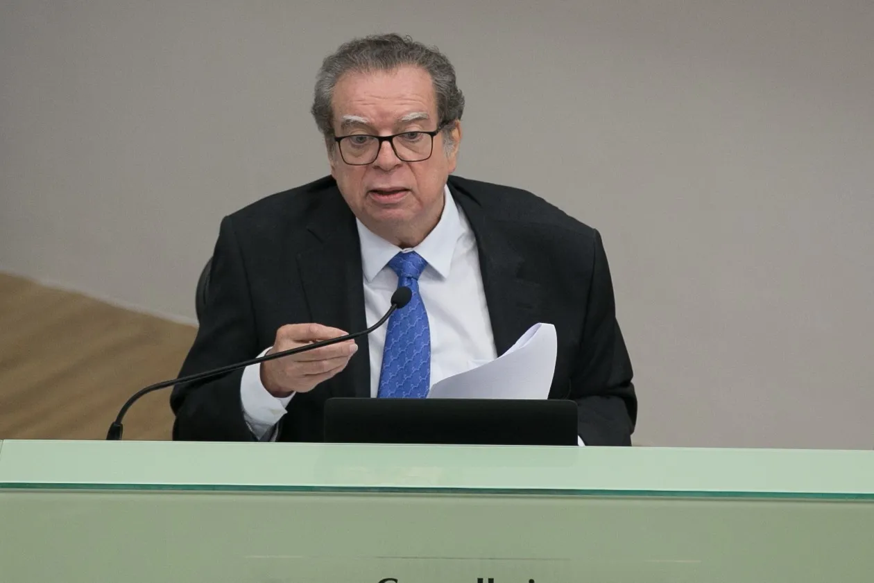 O conselheiro Alexandre Figueiredo foi o relator do parecer prévio das contas