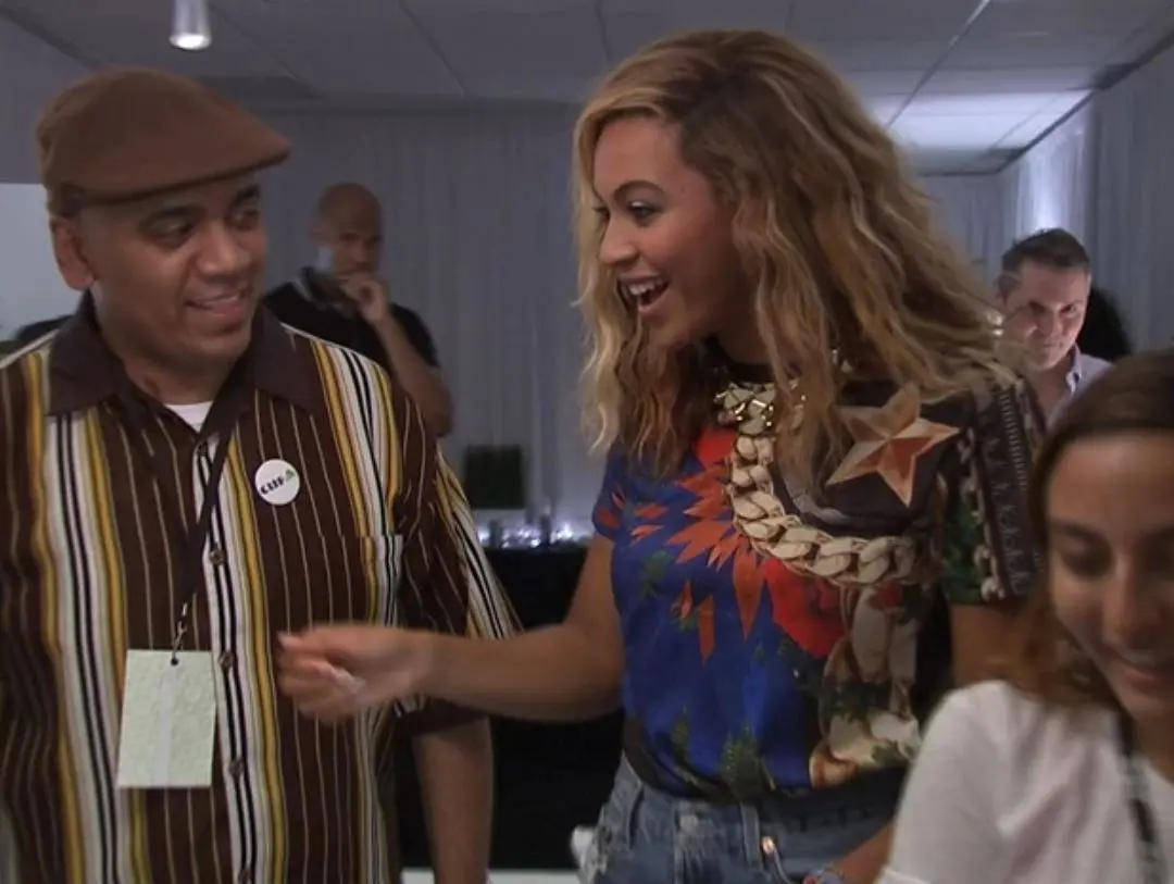 Beyoncé e Preto Zezé, presidente da Central Única das Favelas (Cufa) em Fortaleza