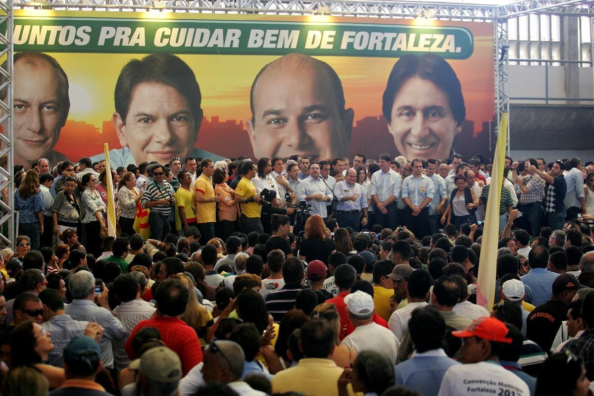 Um dos principais trunfos de Roberto Cláudio era a ampla base de apoio e o alinhamento com o governador Cid Gomes