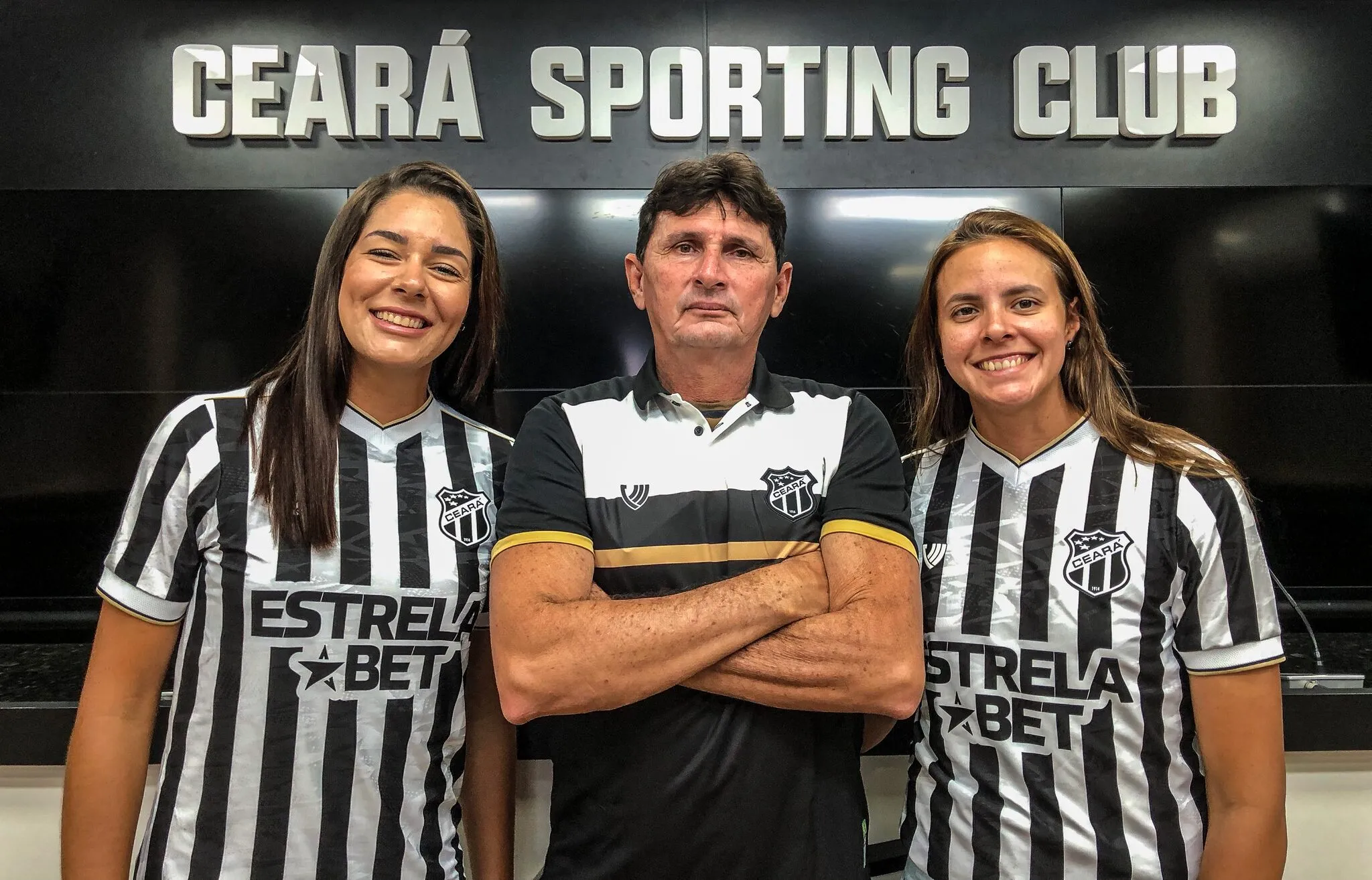 Ana Luiza e Carol Horta terão Reis Castro como técnico.