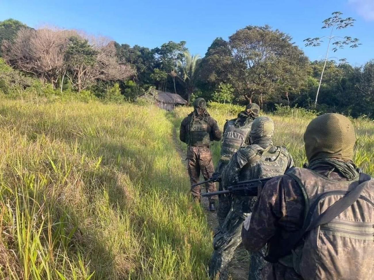 Policiais civis e militares do Pará participaram de operação, em busca da quadrilha, em zona de mata