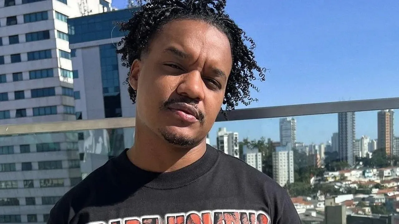Darlan Cunha foi anunciado como participante de A Fazenda 15