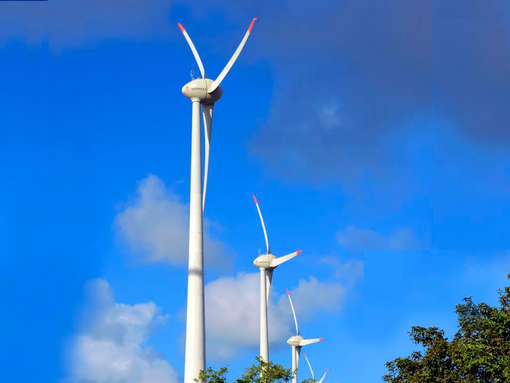 Torre de energia eólica