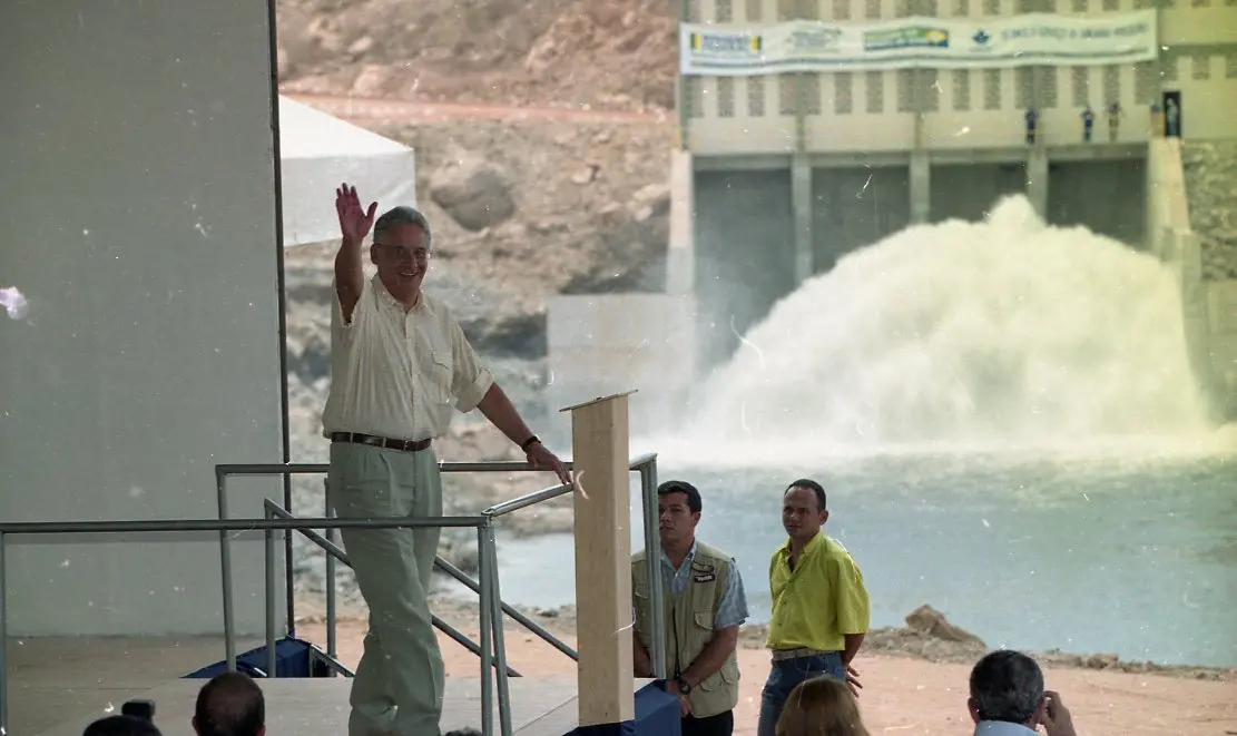 Visita de Fernando Henrique Cardoso ao Açude Castanhão, em dezembro de 2002