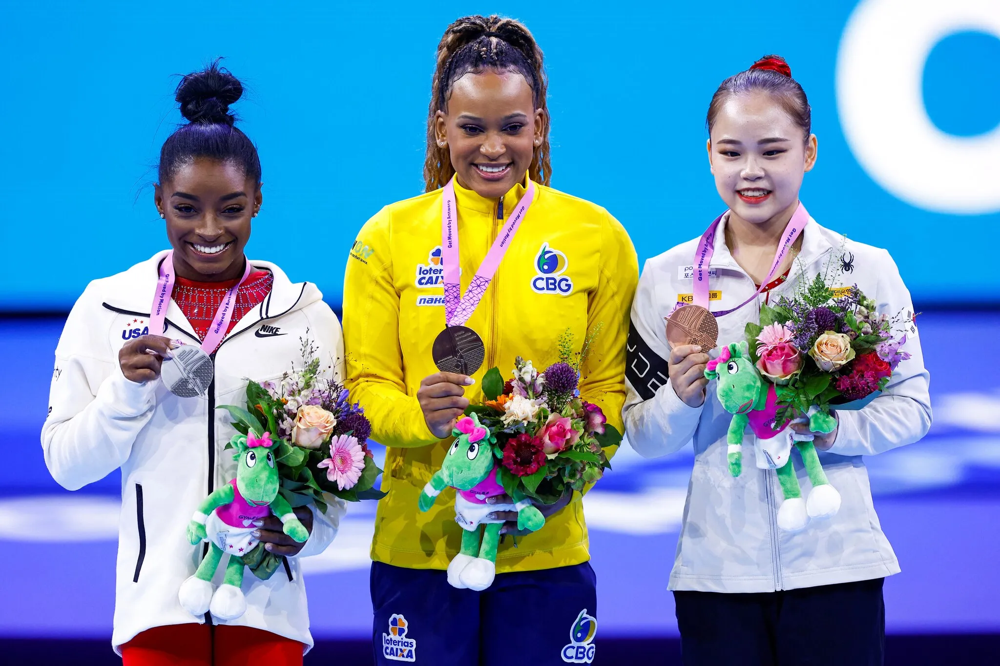 Medalhistas da final do salto no Mundial de Ginástica Artística