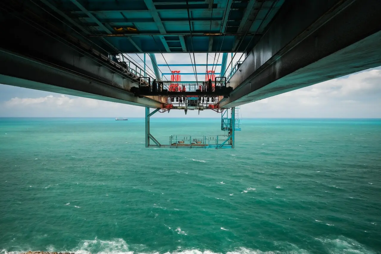 mar do porto do pecém