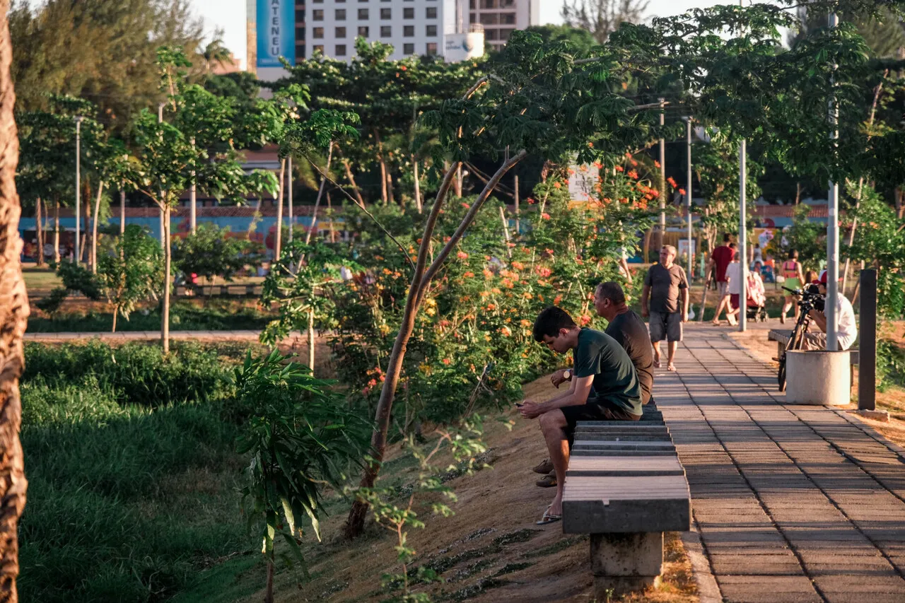 Atualmente, o Parque Rachel de Queiroz abriga 355 permissionários da Prefeitura de Fortaleza, que possuem autorização para empreender no local