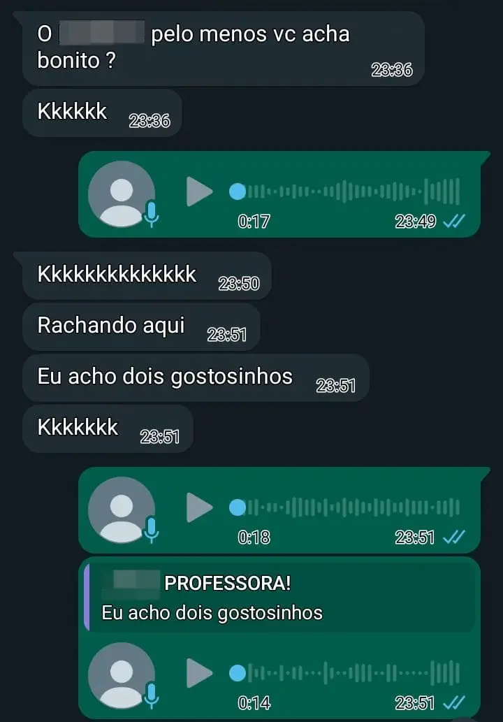 print de professora falando que acha alunos da escola bonitos