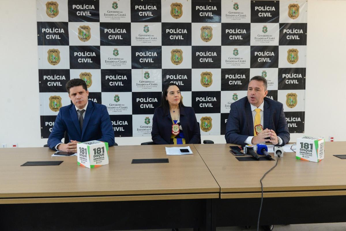 Representantes do Ministério Público do Ceará e da Polícia Civil do Ceará repassaram informações sobre as investigações, em coletiva de imprensa