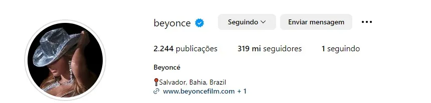 Cantora atualizou a localização nas redes sociais