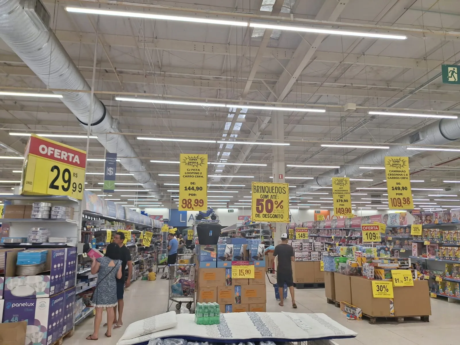 Setor de brinquedos tem descontos de até 50% no Carrefour