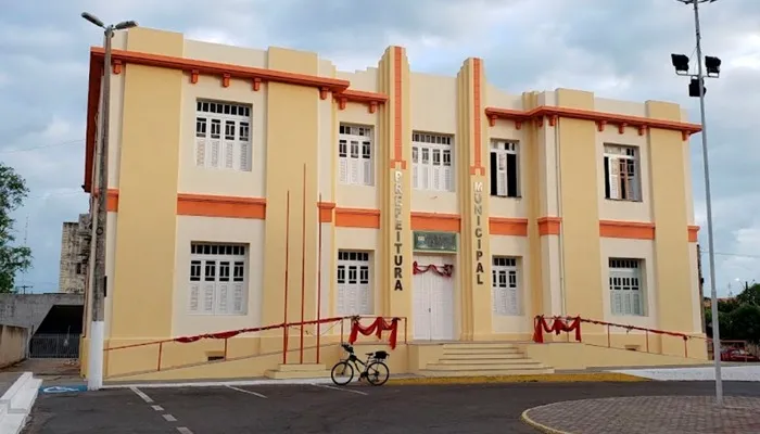 MPCE recomendou a exoneração de servidores temporários da Prefeitura de Camocim.