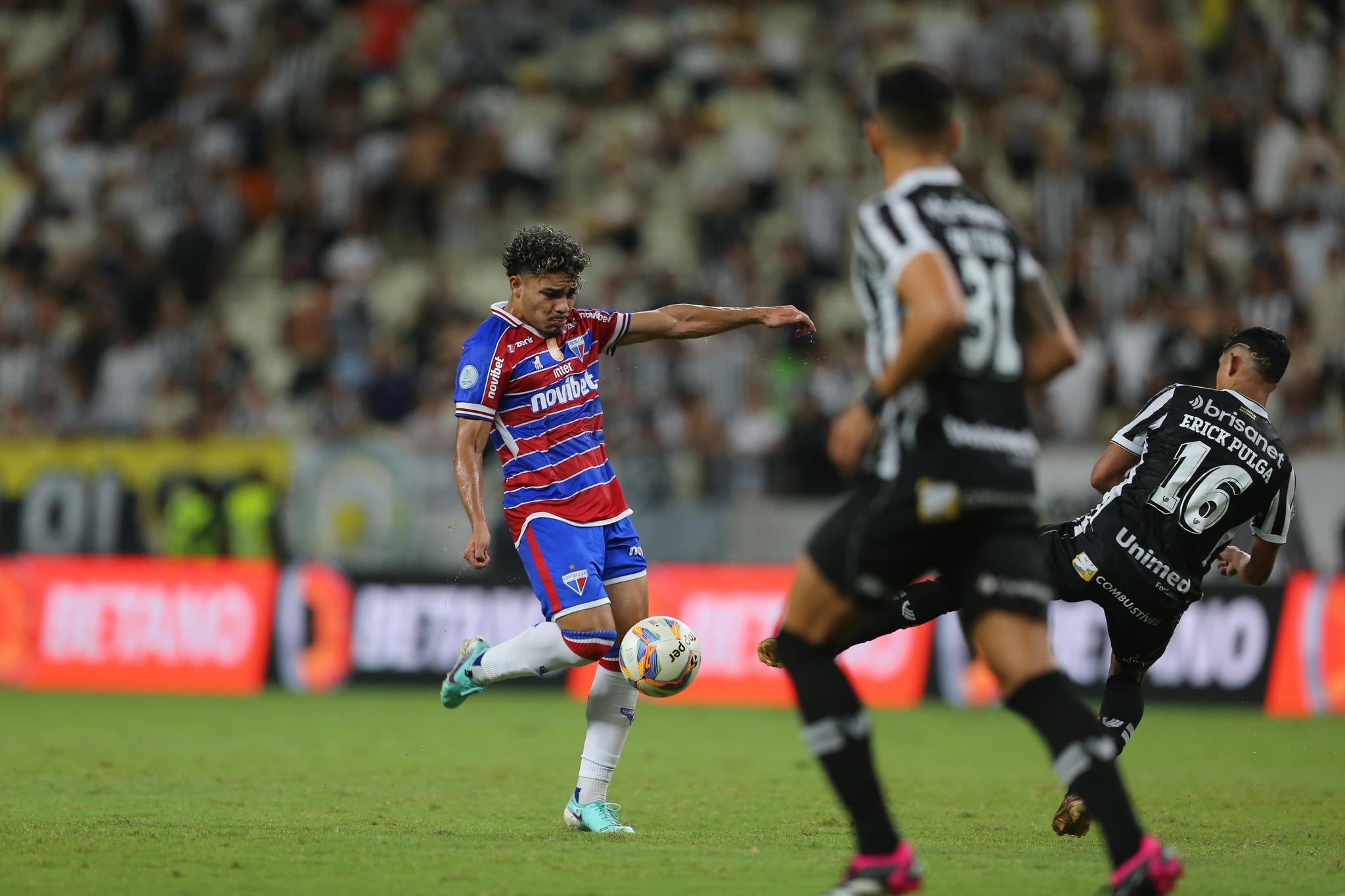 Kauan marca belo gol pelo Fortaleza