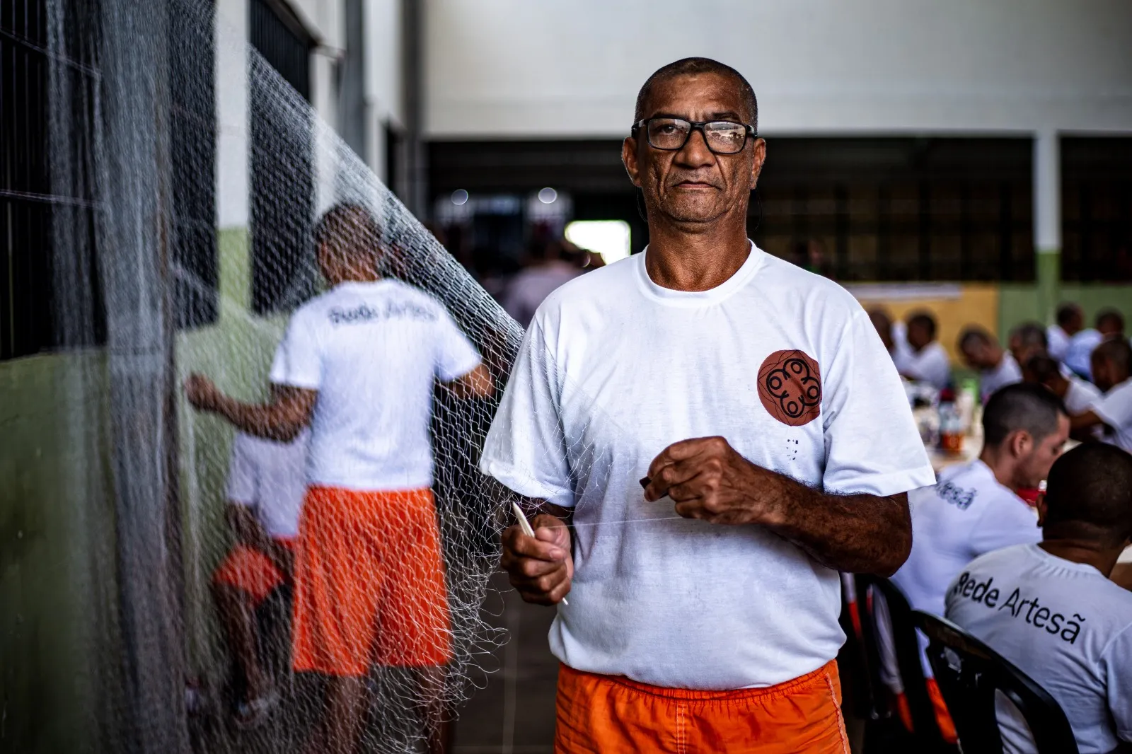 Raimundo Nonato é um dos internos que recebeu a identidade artesanal por seu trabalho com redes de pesca