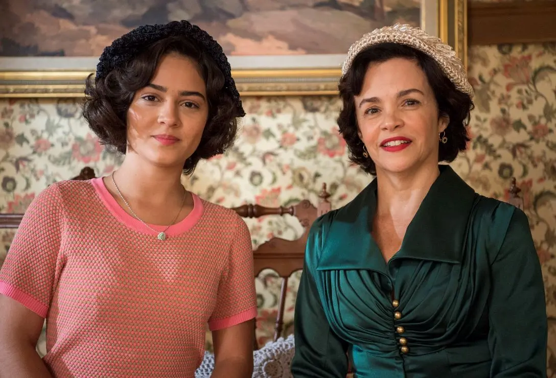 Guillia Buscacio e Luciana Braga em 'Éramos Seis'