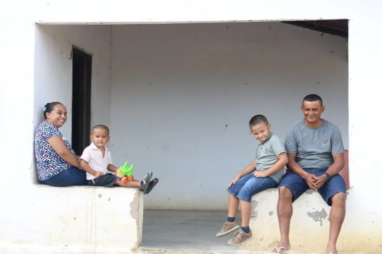 O reconhecimento da paternidade socioafetiva formaliza os direitos e deveres de Ângelo e José Adilton como pai e filho