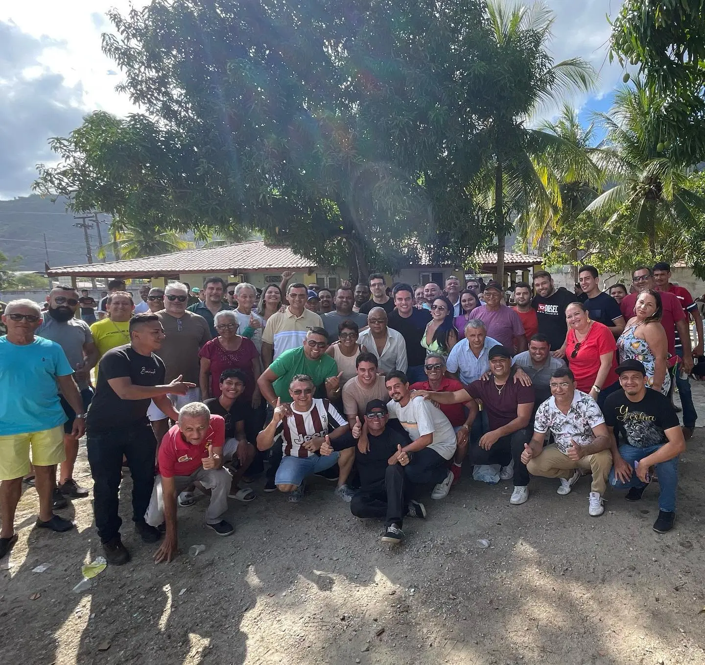Encontro do prefeito Rafael Marques com sua base em Pacatuba, na presença do deputado federal Júnior Mano (PL).