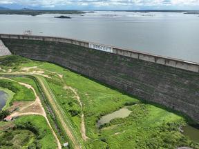 Vista aérea do Castanhão, maior açude do Ceará