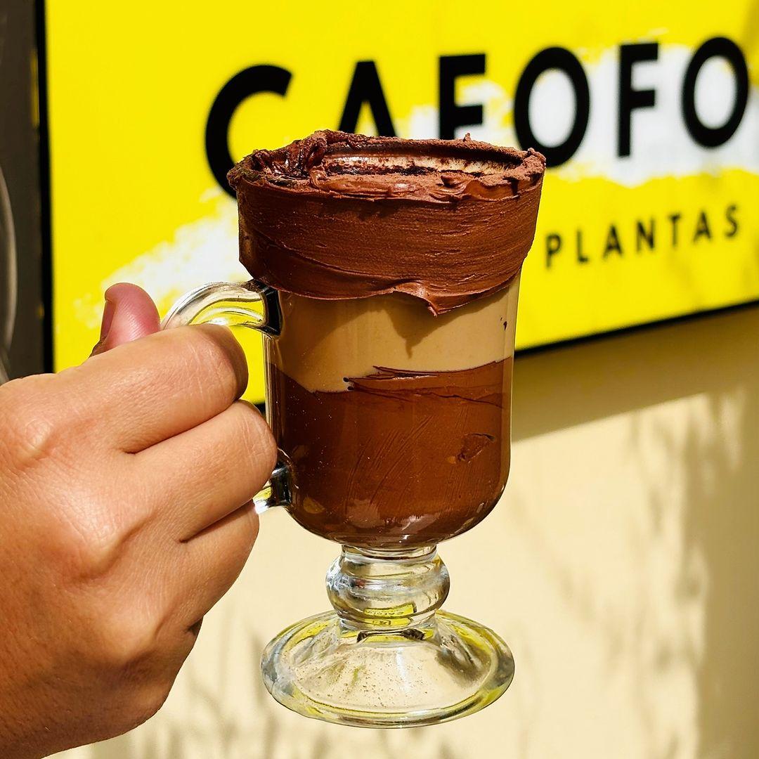 Cappuccino com avelã é uma das opções do cardápio do Cafofo