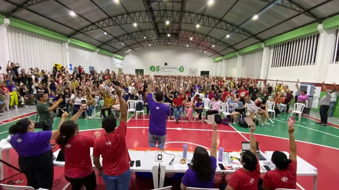 Assembleia do Sindicato dos Servidores do IFCE para votação pela greve