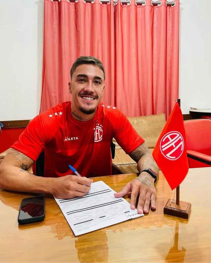 Romarinho, jogador do América-RJ