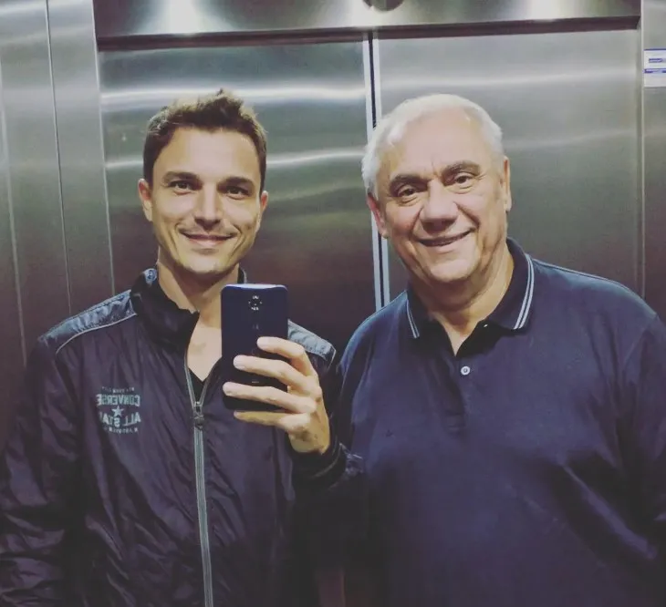 Diego é filho do também jornalista Marcelo Rezende