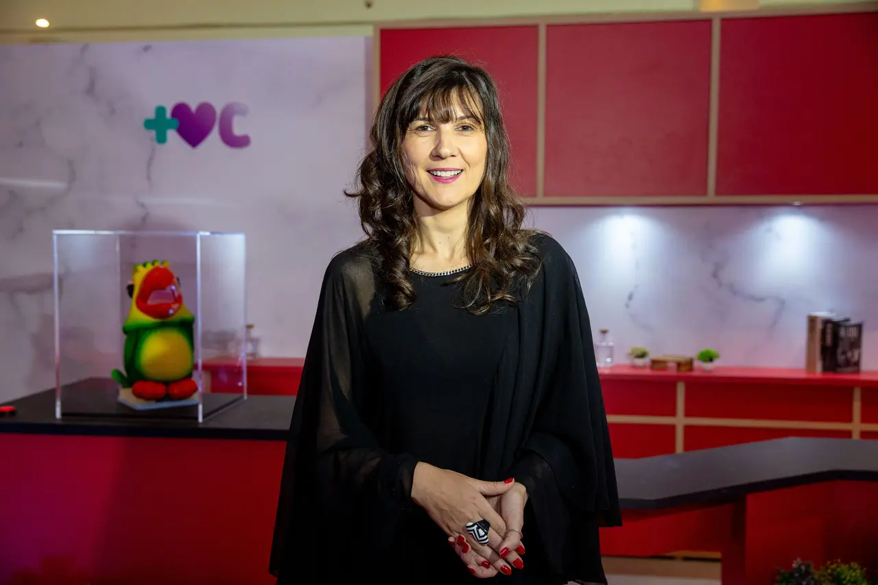 Ariane Roquete da Tornak Holding