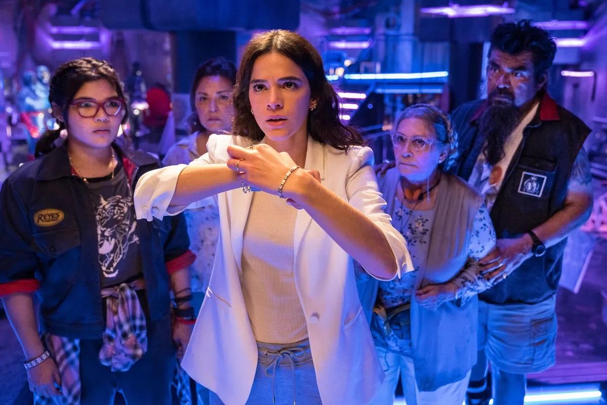 Bruna Marquezine estreou em Hollywood no longa 'Besouro Azul'