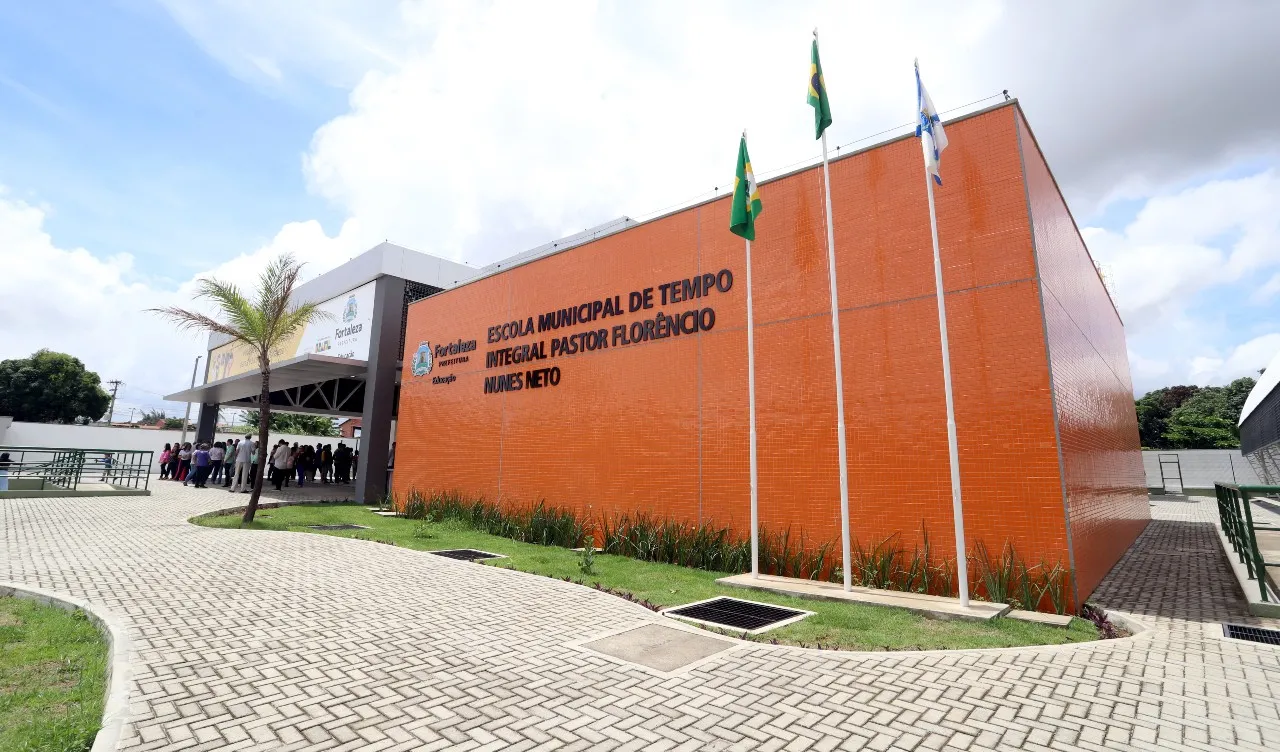 Estatuto prevê políticas públicas no âmbito da educação.