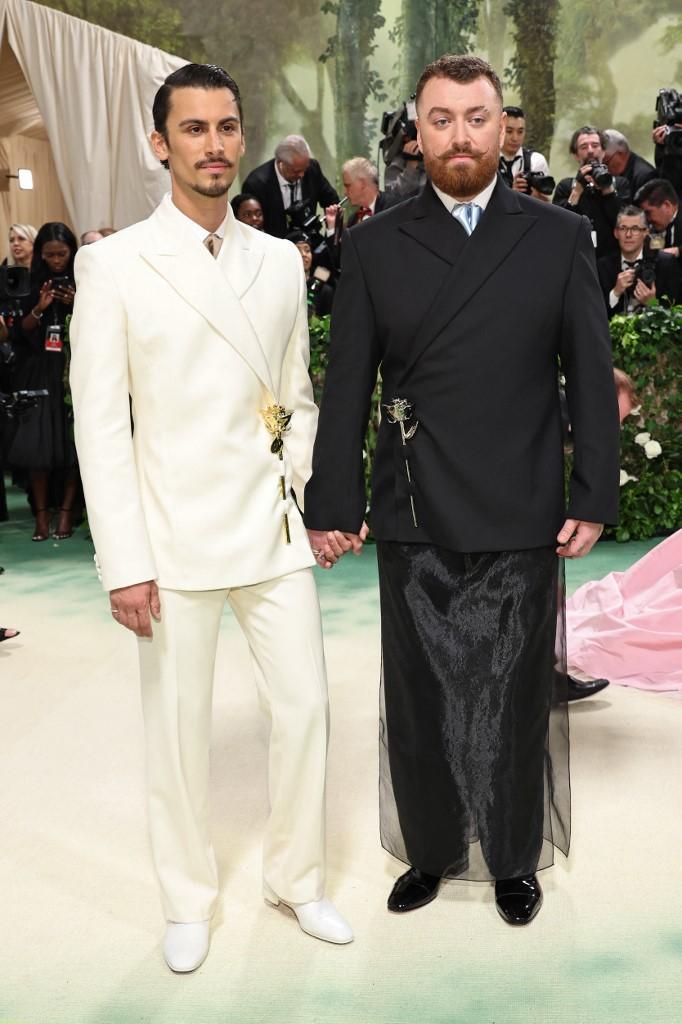 Christian Cowan e Sam Smith no met gala 2024