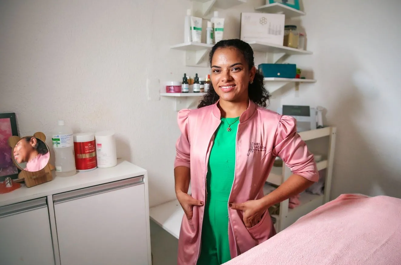 Após a maternidade, Airla decidiu focar em seu negócio no ramo da estética