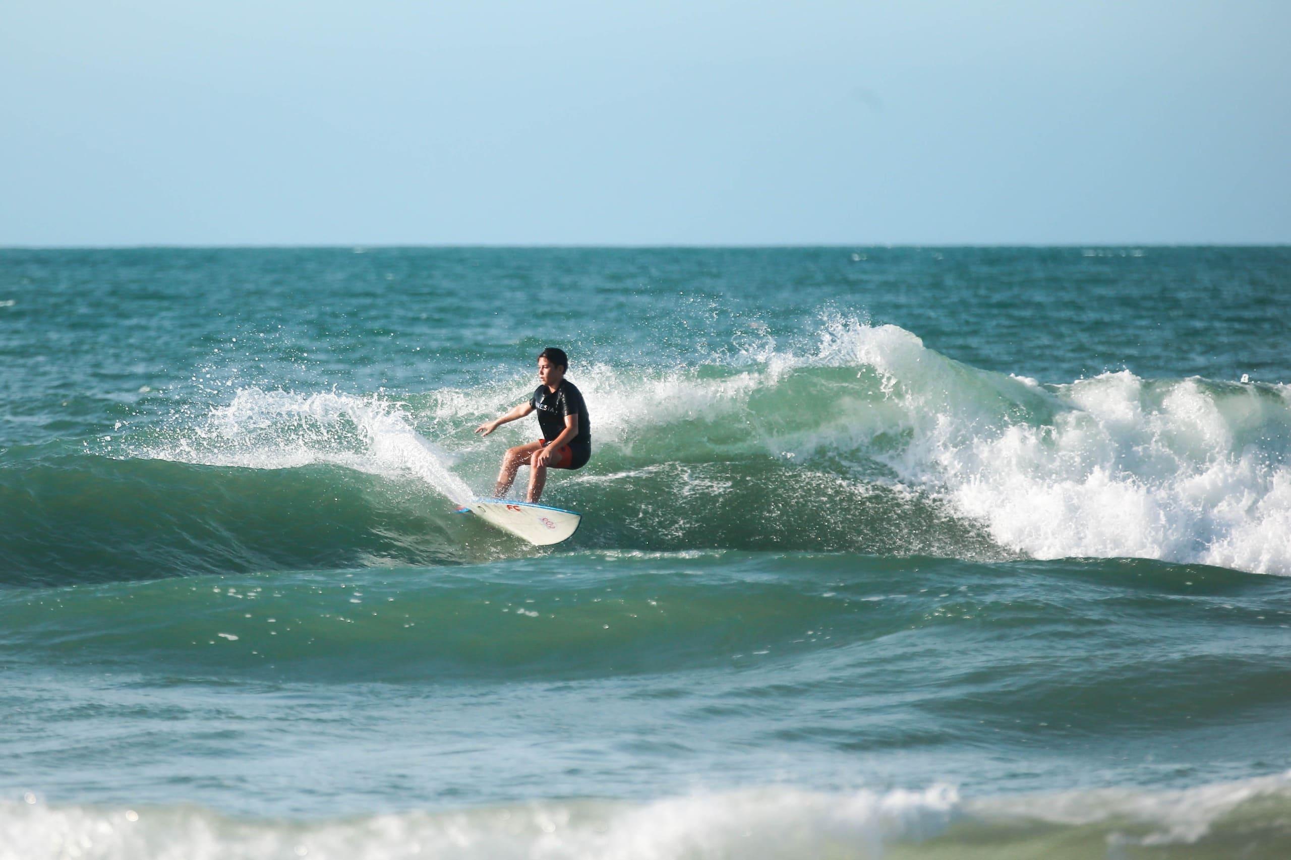 José Lucas, surfista cearense