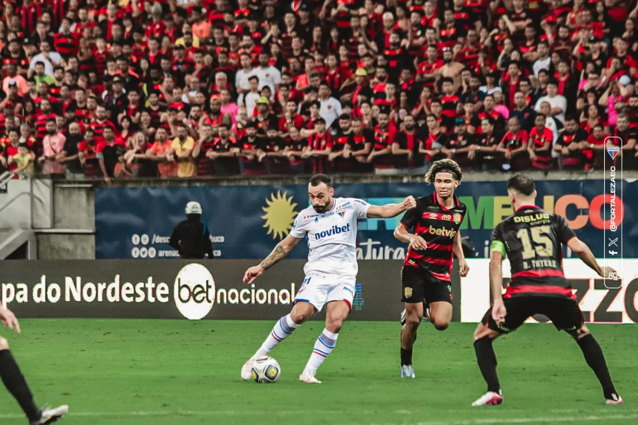 Moisés em Sport x Fortaleza